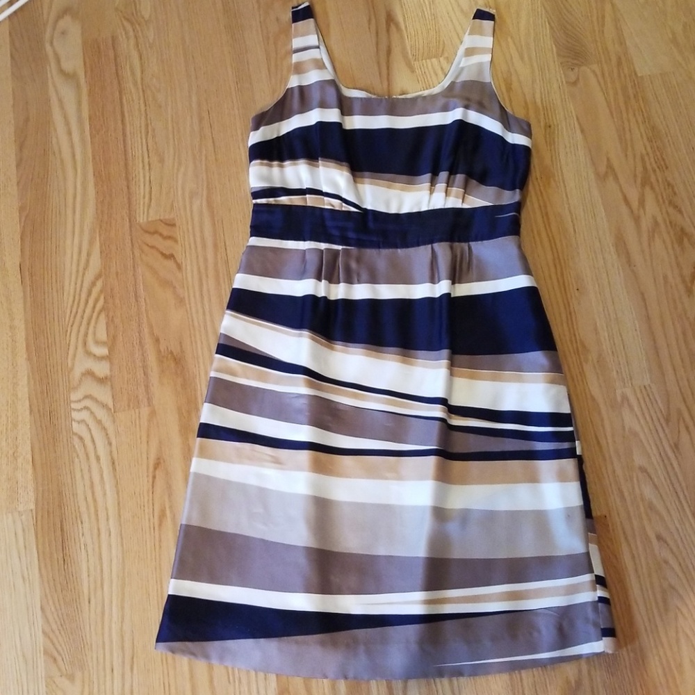 Banana Republic silk dress size 8